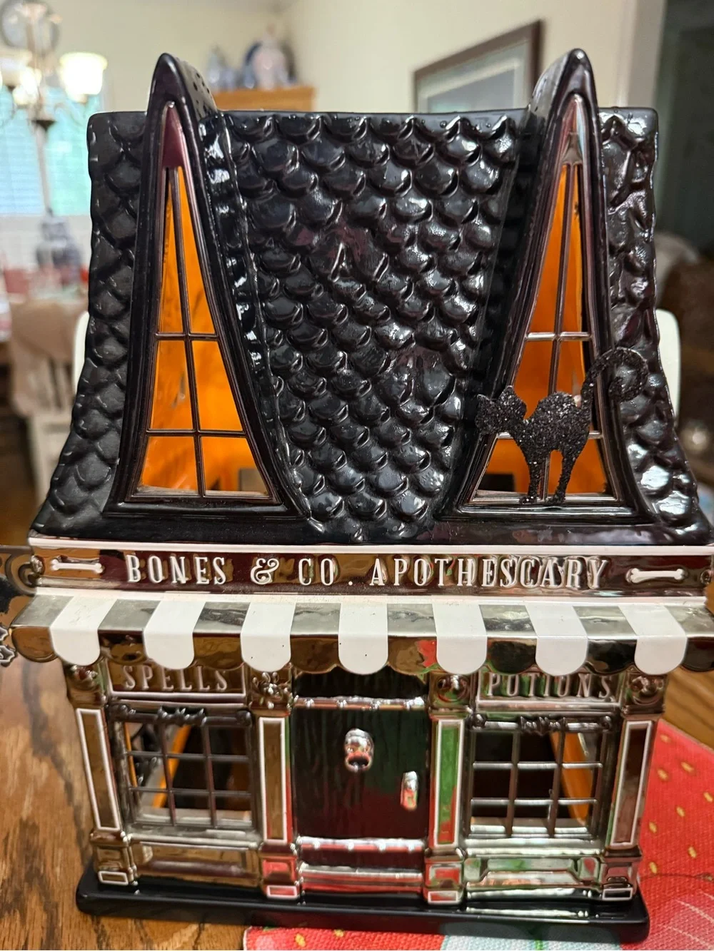 Bath and Body Works Bones & Co. Apothecary Ceramic Halloween House